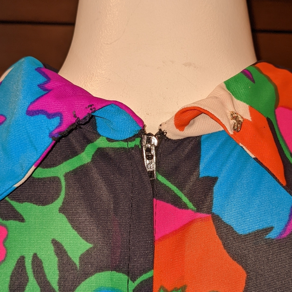 VTG 70's Psychedelic Dress Floor-length Long Sleeved Bright Florals Pucci Style - Picture 9 of 16
